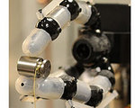 Fiber Optics Add Sensitivity to Robot Touch