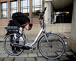 Intelligent Bikes Warns Riders of Danger