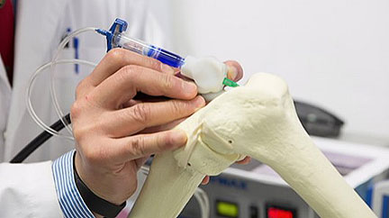 BioPen 3D Printing Bone-Healing Pen