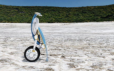 INU Electric Scooter Folds Up Automatically
