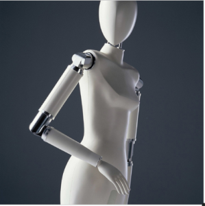 Robotic Mannequins Help Sell