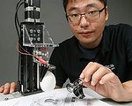 Soft Robotic Gripper Uses Static Electricity