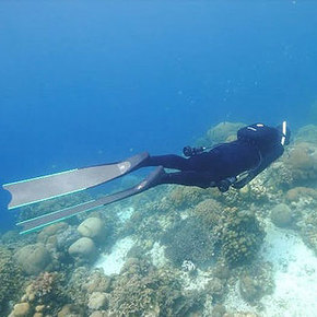 Wearable SubCruiser Underwater Scooter