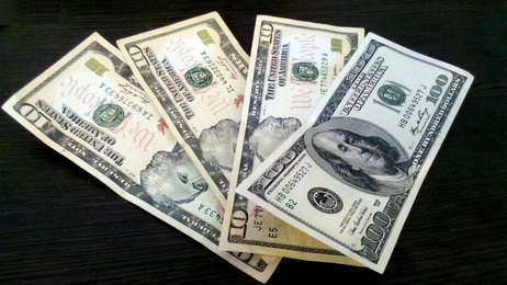 US_Dollar_banknotes.jpg