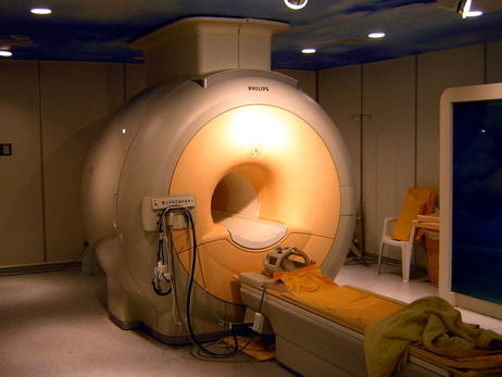 Modern_3T_MRI.JPG