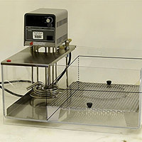 New Heating and Magnetic Stirring Laboratory Water Bath Prototype