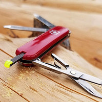 Firefly Adds Fire to Swiss Army Knives