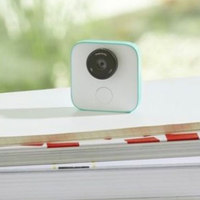 Google Clips Captures Moments with AI