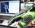 Hands Omni Glove Lets Gamers Feel the Game