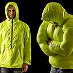 Hideaway Windbreaker Can Be Stuffed to Become a Parka