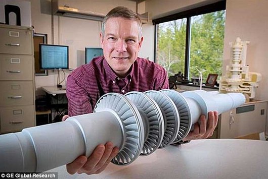 Desk-Sized Turbine Spun by Carbon Dioxide