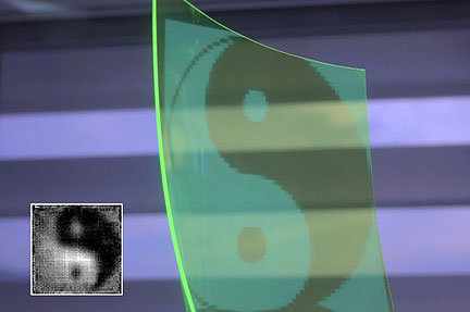 Flat, Flexible, Transparent Imaging Device