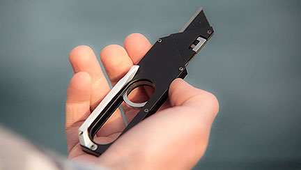 Maker Knife Deploys with Ease