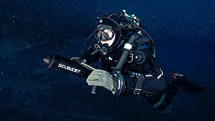 ScubaJet Pro Dives Deeper for Longer