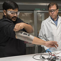 Nanotube Coating Lets Fabrics Detect Pressure