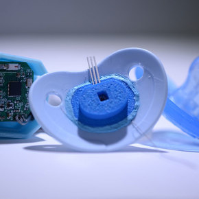 Pacifier Tracks Infant Glucose Levels