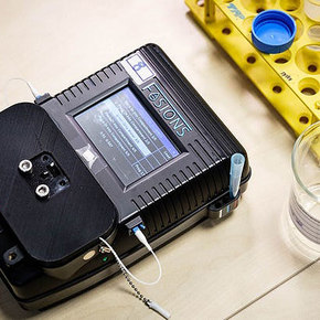 Portable Device Detects Heavy Metal in Water
