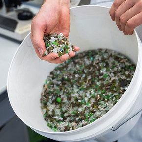 Silica Extraction Reduces Glass Waste