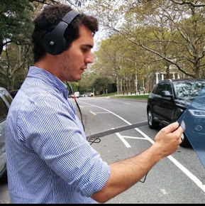Smart Headphones Warn Pedestrians of Cars