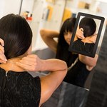 Smart Mirror Displays the Back of the Head