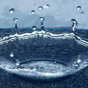 Surface Treatment Bounces Water Droplets